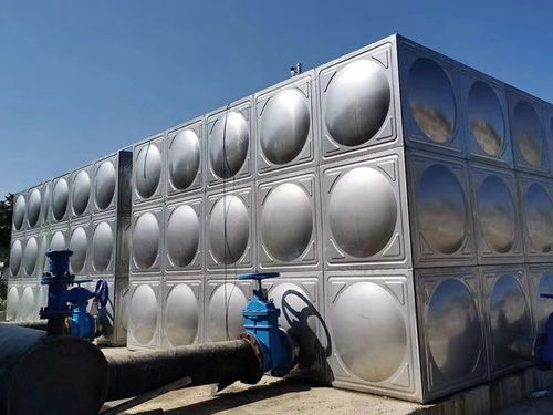 冬天怎樣保養(yǎng)不銹鋼水箱。